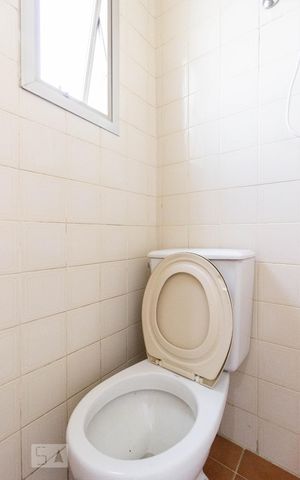 Apartamento para alugar com 65m², 3 quartos e 1 vaga Apartamento para alugar com 65m², 3 quartos e 1 vagaBanheiro