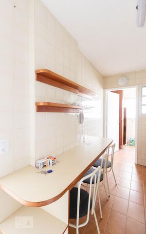 Apartamento para alugar com 65m², 3 quartos e 1 vaga Apartamento para alugar com 65m², 3 quartos e 1 vagaCozinha