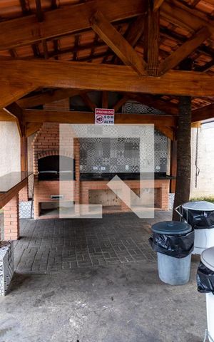 Apartamento para alugar com 48m², 2 quartos e 1 vaga Apartamento para alugar com 48m², 2 quartos e 1 vagaÁrea comum - Churrasqueira