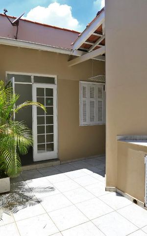 Casa à venda com 182m², 3 quartos e 2 vagasQuintal
