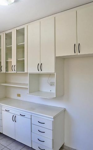Casa à venda com 182m², 3 quartos e 2 vagasCozinha