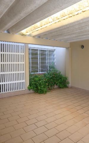 Casa à venda com 182m², 3 quartos e 2 vagasGaragem