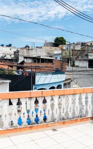Casa à venda com 125m², 5 quartos e 3 vagas Casa à venda com 125m², 5 quartos e 3 vagasCasa 1 - Varanda