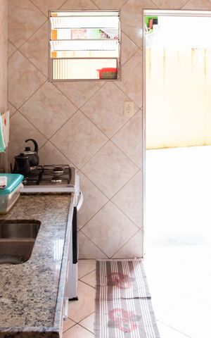Casa à venda com 125m², 5 quartos e 3 vagas Casa à venda com 125m², 5 quartos e 3 vagasCasa 2 - Cozinha