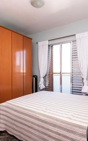 Casa à venda com 235m², 5 quartos e 2 vagas Casa à venda com 235m², 5 quartos e 2 vagasQuarto 1