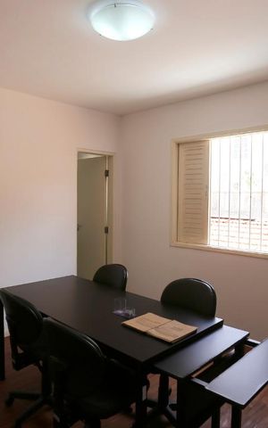 Casa à venda com 145m², 3 quartos e 2 vagasSuíte