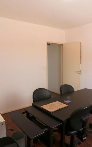 Casa à venda com 145m², 3 quartos e 2 vagasSuíte