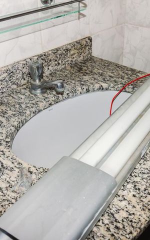 Casa à venda com 554m², 8 quartos e sem vaga Casa à venda com 554m², 8 quartos e sem vagaCasa 03 - Banheiro Pia