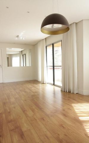 Apartamento para alugar com 112m², 2 quartos e 2 vagasSala