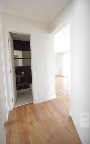 Apartamento para alugar com 112m², 2 quartos e 2 vagasCorredor