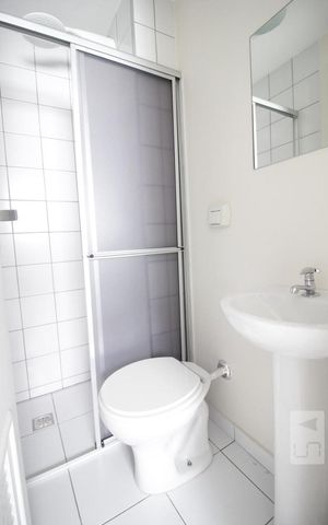 Apartamento para alugar com 112m², 2 quartos e 2 vagasBanheiro de Serviço