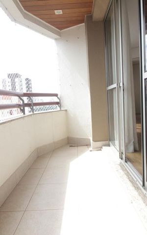 Apartamento para alugar com 112m², 2 quartos e 2 vagasVaranda