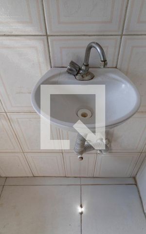 Casa para alugar com 175m², 5 quartos e 5 vagas Casa para alugar com 175m², 5 quartos e 5 vagasBanheiro 1