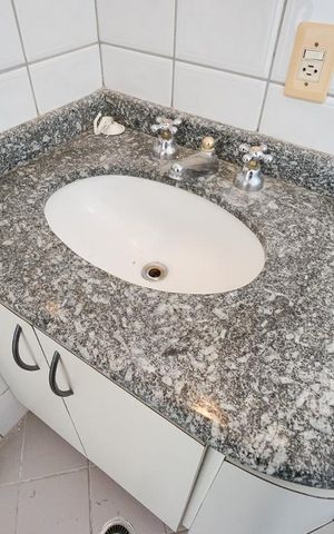 Apartamento para alugar com 86m², 3 quartos e 2 vagas Apartamento para alugar com 86m², 3 quartos e 2 vagasDetalhe banheiro suíte 02