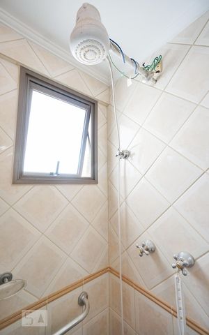 Apartamento para alugar com 86m², 3 quartos e 2 vagas Apartamento para alugar com 86m², 3 quartos e 2 vagasDetalhe banheiro social