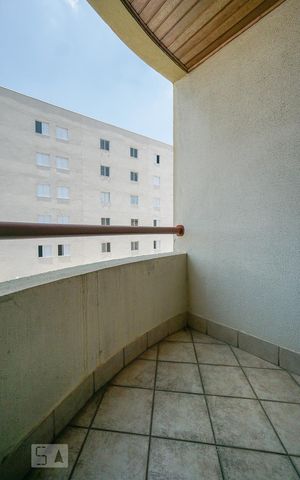 Apartamento para alugar com 86m², 3 quartos e 2 vagas Apartamento para alugar com 86m², 3 quartos e 2 vagasVaranda