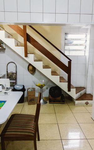 Casa para alugar com 180m², 2 quartos e 2 vagas Casa para alugar com 180m², 2 quartos e 2 vagasCozinha