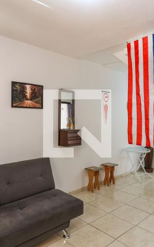 Casa à venda com 180m², 3 quartos e 2 vagasSala