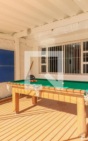 Casa à venda com 180m², 3 quartos e 2 vagasGaragem