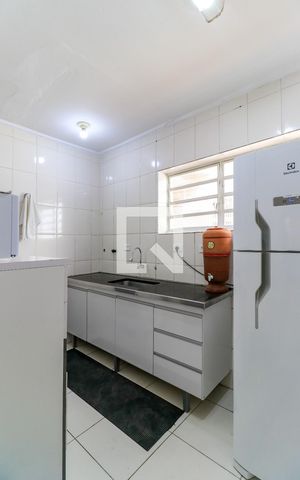 Casa à venda com 180m², 3 quartos e 2 vagasCozinha