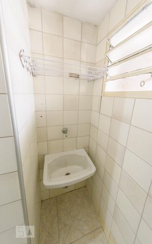 Studio à venda com 36m², 1 quarto e sem vaga Studio à venda com 36m², 1 quarto e sem vagaÁrea de Serviço