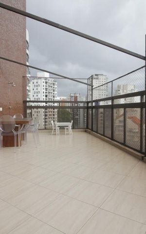 Apartamento à venda com 290m², 4 quartos e 5 vagasVaranda gourmet