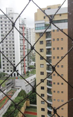 Apartamento à venda com 290m², 4 quartos e 5 vagasVista da suíte 1