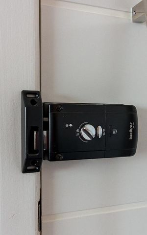 Apartamento à venda com 60m², 2 quartos e 1 vagaFechadura eletrônica