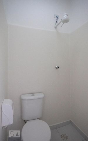 Apartamento à venda com 130m², 2 quartos e sem vaga Banheiro de Serviço