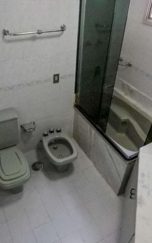 Apartamento à venda com 158m², 3 quartos e 3 vagasQuarto 4 - suite