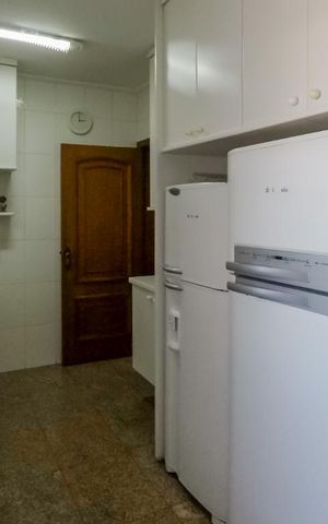 Apartamento à venda com 158m², 3 quartos e 3 vagasCozinha