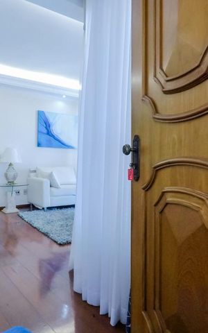 Apartamento à venda com 158m², 3 quartos e 3 vagasEntrada