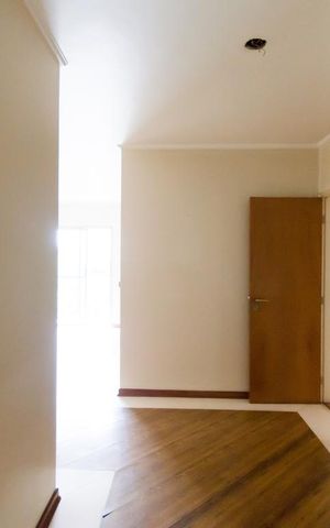 Apartamento à venda com 90m², 3 quartos e 1 vaga Apartamento à venda com 90m², 3 quartos e 1 vagaSala de Jantar