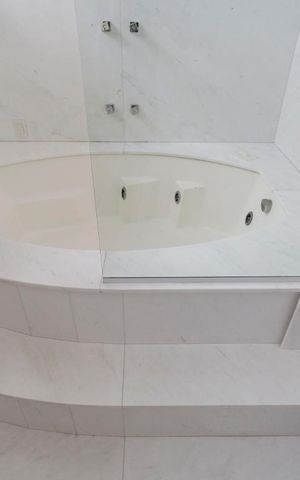 Apartamento à venda com 260m², 1 quarto e 2 vagasBanheiro da Suíte