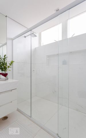 Apartamento à venda com 260m², 1 quarto e 2 vagasBanheiro
