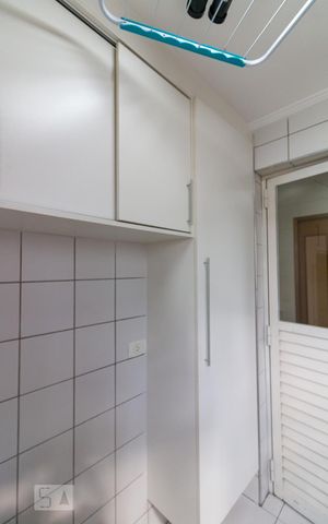 Apartamento para alugar com 64m², 2 quartos e 1 vagaÁrea de serviço