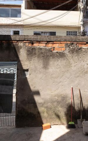 Casa à venda com 150m², 5 quartos e 2 vagas Casa à venda com 150m², 5 quartos e 2 vagasVista da sala