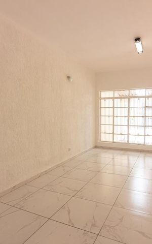 Casa à venda com 148m², 2 quartos e 1 vagaSala