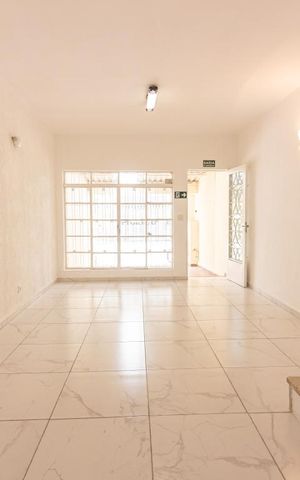 Casa à venda com 148m², 2 quartos e 1 vagaSala