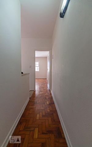 Casa à venda com 148m², 2 quartos e 1 vagaCorredor