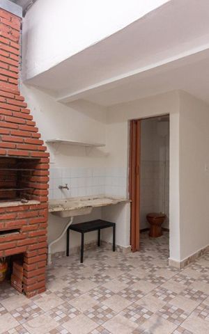 Casa à venda com 148m², 2 quartos e 1 vagaQuintal