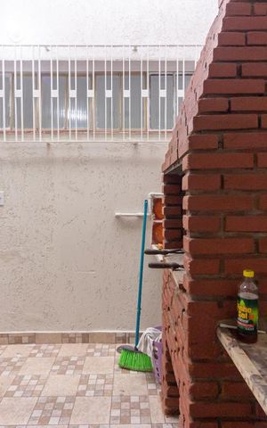 Casa à venda com 148m², 2 quartos e 1 vagaQuintal