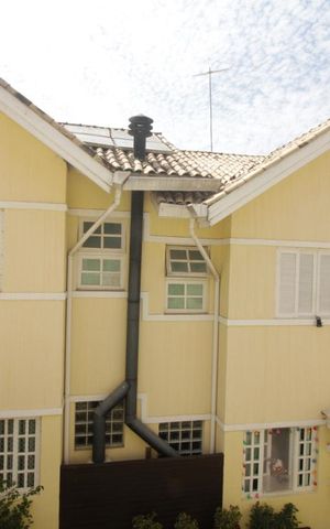Casa de condomínio à venda com 155m², 3 quartos e 3 vagasVista da suíte