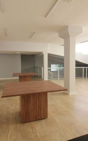 Casa de condomínio à venda com 155m², 3 quartos e 3 vagasÁrea comum - Salão de festas