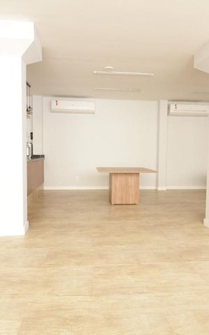 Casa de condomínio à venda com 155m², 3 quartos e 3 vagasÁrea comum - Salão de festas