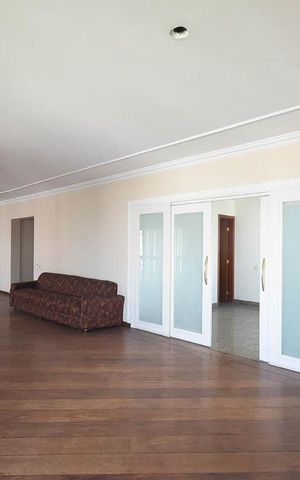 Apartamento para alugar com 622m², 4 quartos e 4 vagas Apartamento para alugar com 622m², 4 quartos e 4 vagasSala