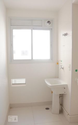 Apartamento para alugar com 55m², 2 quartos e 1 vaga Apartamento para alugar com 55m², 2 quartos e 1 vagaDetalhe da area de serviço