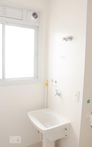 Apartamento para alugar com 55m², 2 quartos e 1 vaga Apartamento para alugar com 55m², 2 quartos e 1 vagaDetalhe da area de serviço