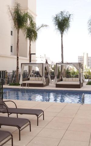Apartamento para alugar com 55m², 2 quartos e 1 vaga Apartamento para alugar com 55m², 2 quartos e 1 vagaÁrea comum - Piscina