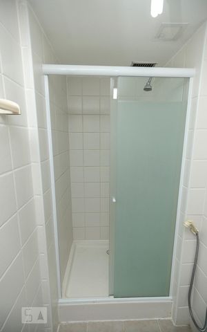 Apartamento à venda com 90m², 3 quartos e 1 vaga Apartamento à venda com 90m², 3 quartos e 1 vagaBanheiro